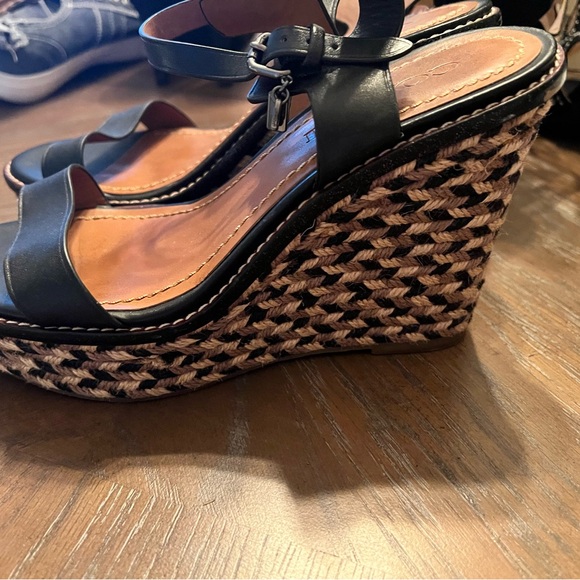 Coach wedge. Used but in great condition. Size 7 1/2 - Picture 3 of 5